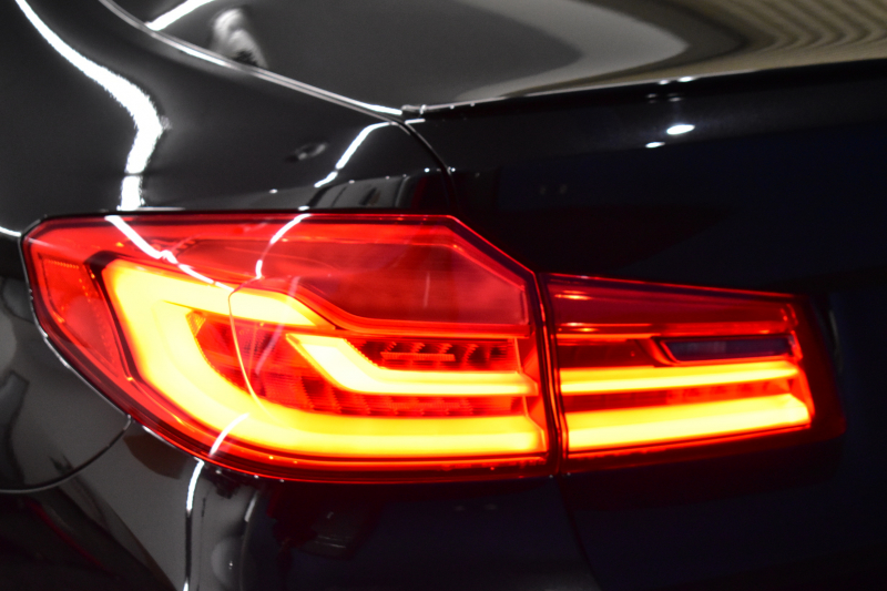 BMW Mシリーズ M5 V8ﾂｲﾝﾀｰﾎﾞ600馬力 Bowers&Wikinsｻｳﾝﾄﾞ ｺﾝﾌｫｰﾄP  MxDrive（4WD//2WD切替可） 全席ﾋｰﾀｰ&前席ﾍﾞﾝﾁﾚｰｼｮﾝ&ﾏｯｻｰｼﾞ付ｼﾙﾊﾞｰｽﾄｰﾝﾚｻﾞｰ ｽﾃｱﾘﾝｸﾞﾋｰﾀｰ 追従ACC LCW LEDﾍｯﾄﾞﾗｲﾄ HUD 液晶ﾒｰﾀｰ 360度ｶﾒﾗ3Dﾋﾞｭｰ 20AW 電動ﾄﾗﾝｸ 2年保証