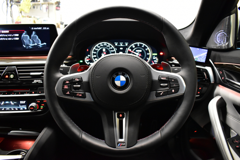 BMW Mシリーズ M5 V8ﾂｲﾝﾀｰﾎﾞ600馬力 Bowers&Wikinsｻｳﾝﾄﾞ ｺﾝﾌｫｰﾄP  MxDrive（4WD//2WD切替可） 全席ﾋｰﾀｰ&前席ﾍﾞﾝﾁﾚｰｼｮﾝ&ﾏｯｻｰｼﾞ付ｼﾙﾊﾞｰｽﾄｰﾝﾚｻﾞｰ ｽﾃｱﾘﾝｸﾞﾋｰﾀｰ 追従ACC LCW LEDﾍｯﾄﾞﾗｲﾄ HUD 液晶ﾒｰﾀｰ 360度ｶﾒﾗ3Dﾋﾞｭｰ 20AW 電動ﾄﾗﾝｸ 2年保証