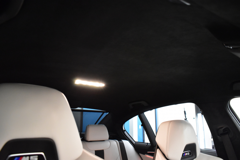 BMW Mシリーズ M5 V8ﾂｲﾝﾀｰﾎﾞ600馬力 Bowers&Wikinsｻｳﾝﾄﾞ ｺﾝﾌｫｰﾄP  MxDrive（4WD//2WD切替可） 全席ﾋｰﾀｰ&前席ﾍﾞﾝﾁﾚｰｼｮﾝ&ﾏｯｻｰｼﾞ付ｼﾙﾊﾞｰｽﾄｰﾝﾚｻﾞｰ ｽﾃｱﾘﾝｸﾞﾋｰﾀｰ 追従ACC LCW LEDﾍｯﾄﾞﾗｲﾄ HUD 液晶ﾒｰﾀｰ 360度ｶﾒﾗ3Dﾋﾞｭｰ 20AW 電動ﾄﾗﾝｸ 2年保証