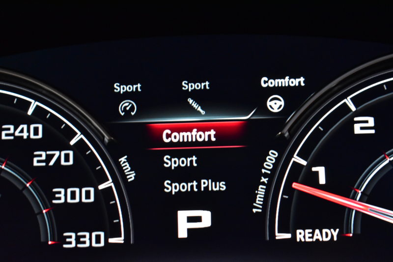 BMW Mシリーズ M5 V8ﾂｲﾝﾀｰﾎﾞ600馬力 Bowers&Wikinsｻｳﾝﾄﾞ ｺﾝﾌｫｰﾄP  MxDrive（4WD//2WD切替可） 全席ﾋｰﾀｰ&前席ﾍﾞﾝﾁﾚｰｼｮﾝ&ﾏｯｻｰｼﾞ付ｼﾙﾊﾞｰｽﾄｰﾝﾚｻﾞｰ ｽﾃｱﾘﾝｸﾞﾋｰﾀｰ 追従ACC LCW LEDﾍｯﾄﾞﾗｲﾄ HUD 液晶ﾒｰﾀｰ 360度ｶﾒﾗ3Dﾋﾞｭｰ 20AW 電動ﾄﾗﾝｸ 2年保証