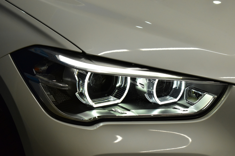 BMW X1 Xdrive18d Xﾗｲﾝ 中期 4WD ﾊｲﾗｲﾝ&ｺﾝﾌｫｰﾄP ｱﾄﾞﾊﾞﾝｽﾄﾞｱｸﾃｨﾌﾞｾｰﾌﾃｨP 追従ACC HUD ﾋｰﾀｰ付電動ﾓｶﾚｻﾞｰ LEDﾍｯﾄﾞﾗｲﾄ 衝突軽減ﾌﾞﾚｰｷ 車線逸脱&歩行者警告 ﾀｯﾁﾊﾟﾈﾙiﾄﾞﾗｲﾌﾞﾅﾋﾞBｶﾒﾗ ﾌﾙｾｸﾞTV Pｱｼｽﾄ 前後PDC 電動ﾄﾗﾝｸ  ｽﾏｰﾄｷｰ 2年保証