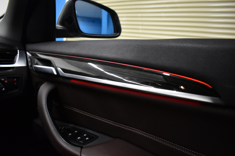 BMW X1 Xdrive18d Xﾗｲﾝ 中期 4WD ﾊｲﾗｲﾝ&ｺﾝﾌｫｰﾄP ｱﾄﾞﾊﾞﾝｽﾄﾞｱｸﾃｨﾌﾞｾｰﾌﾃｨP 追従ACC HUD ﾋｰﾀｰ付電動ﾓｶﾚｻﾞｰ LEDﾍｯﾄﾞﾗｲﾄ 衝突軽減ﾌﾞﾚｰｷ 車線逸脱&歩行者警告 ﾀｯﾁﾊﾟﾈﾙiﾄﾞﾗｲﾌﾞﾅﾋﾞBｶﾒﾗ ﾌﾙｾｸﾞTV Pｱｼｽﾄ 前後PDC 電動ﾄﾗﾝｸ  ｽﾏｰﾄｷｰ 2年保証