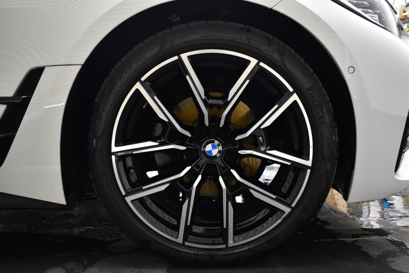 BMW 4シリーズ 420iｸﾞﾗﾝｸｰﾍﾟ Mｽﾎﾟｰﾂ 新車保証R7年2月迄 ﾊｲﾗｲﾝ&ｺﾝﾌｫｰﾄ&ｻｳﾝﾄﾞP ﾋｰﾀｰ付黒革 ﾊｰﾏﾝｶｰﾄﾞﾝ LEDﾍｯﾄﾞﾗｲﾄ 追従ACC 車線変更警告 ﾀｯﾁﾊﾟﾈﾙﾅﾋﾞBｶﾒﾗ Apple Car Play ﾌﾙｾｸﾞ 3Dﾋﾞｭｰ全周囲ｶﾒﾗ 液晶ﾒｰﾀｰ Pｱｼｽﾄ 19AW