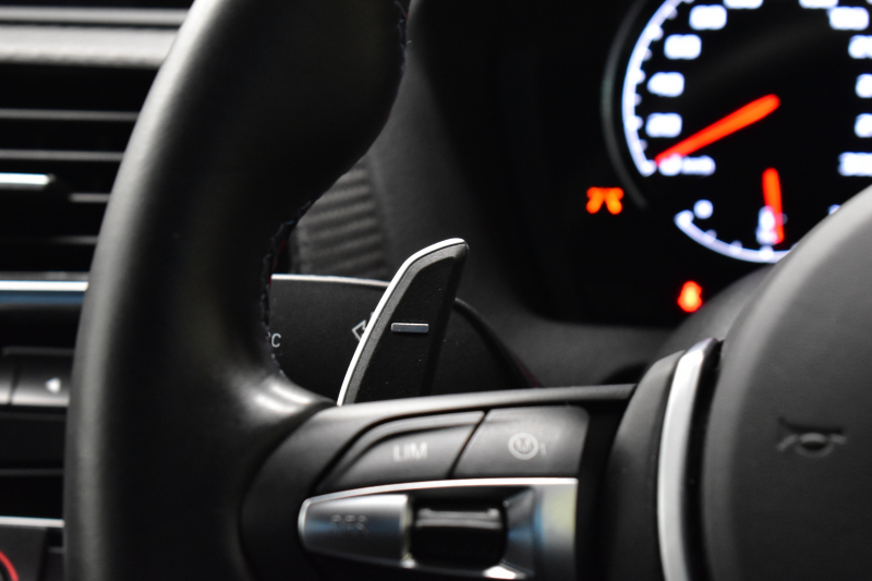 BMW Mシリーズ M2 ｺﾝﾍﾟﾃｨｼｮﾝ MDCT 7速DCT LCI後期 ｺﾝﾍﾟﾃｨｼｮﾝ専用410馬力ｴﾝｼﾞﾝ ﾍｷｻｺﾞﾅﾙLEDﾍｯﾄﾞﾗｲﾄ&ﾃｰﾙ ﾋｰﾀｰ付黒革 harman/kardon ﾀｯﾁﾊﾟﾈﾙHDDﾅﾋﾞBｶﾒﾗ 専用19AW 車線逸脱&歩行者警告 衝突軽減ﾌﾞﾚｰｷ ｶｰﾎﾞﾝｲﾝﾃﾘｱ Mｼｰﾄﾍﾞﾙﾄ  2年保証