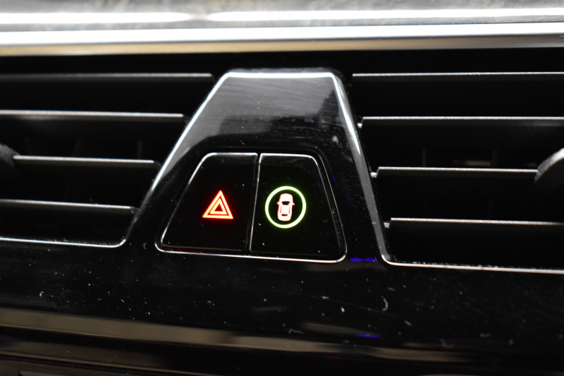 BMW 6シリーズ 640iｸﾞﾗﾝﾂｰﾘｽﾓ XﾄﾞﾗｲﾌﾞMｽﾎﾟｰﾂ G32型 4WD ｺﾝﾌｫｰﾄP ﾊﾟﾉﾗﾏｻﾝﾙｰﾌ ﾍｷｻｺﾞﾅﾙLEDﾍｯﾄﾞﾗｲﾄ  追従ACC HUD Fﾍﾞﾝﾁﾚｰｼｮﾝ&ﾏｯｻｰｼﾞ 全席ﾋｰﾀｰ付ﾍﾞｰｼﾞｭﾚｻﾞｰ 車線変更警告 ﾀｯﾁﾊﾟﾈﾙﾅﾋﾞ 360度ｶﾒﾗ3Dﾋﾞｭｰ 液晶ﾒｰﾀｰ  電動ﾄﾗﾝｸ 2年保証