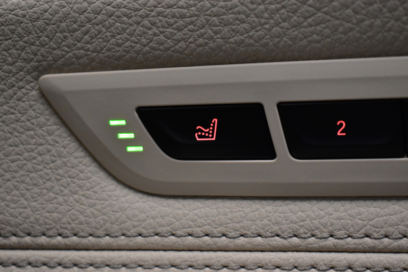 BMW 6シリーズ 640iｸﾞﾗﾝﾂｰﾘｽﾓ XﾄﾞﾗｲﾌﾞMｽﾎﾟｰﾂ G32型 4WD ｺﾝﾌｫｰﾄP ﾊﾟﾉﾗﾏｻﾝﾙｰﾌ ﾍｷｻｺﾞﾅﾙLEDﾍｯﾄﾞﾗｲﾄ  追従ACC HUD Fﾍﾞﾝﾁﾚｰｼｮﾝ&ﾏｯｻｰｼﾞ 全席ﾋｰﾀｰ付ﾍﾞｰｼﾞｭﾚｻﾞｰ 車線変更警告 ﾀｯﾁﾊﾟﾈﾙﾅﾋﾞ 360度ｶﾒﾗ3Dﾋﾞｭｰ 液晶ﾒｰﾀｰ  電動ﾄﾗﾝｸ 2年保証