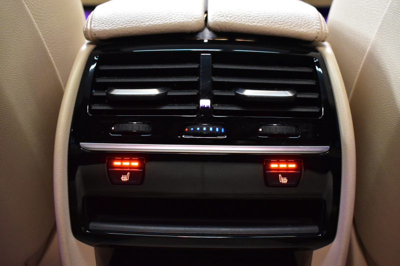 BMW 6シリーズ 640iｸﾞﾗﾝﾂｰﾘｽﾓ XﾄﾞﾗｲﾌﾞMｽﾎﾟｰﾂ G32型 4WD ｺﾝﾌｫｰﾄP ﾊﾟﾉﾗﾏｻﾝﾙｰﾌ ﾍｷｻｺﾞﾅﾙLEDﾍｯﾄﾞﾗｲﾄ  追従ACC HUD Fﾍﾞﾝﾁﾚｰｼｮﾝ&ﾏｯｻｰｼﾞ 全席ﾋｰﾀｰ付ﾍﾞｰｼﾞｭﾚｻﾞｰ 車線変更警告 ﾀｯﾁﾊﾟﾈﾙﾅﾋﾞ 360度ｶﾒﾗ3Dﾋﾞｭｰ 液晶ﾒｰﾀｰ  電動ﾄﾗﾝｸ 2年保証