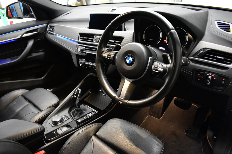 BMW X2 Xﾄﾞﾗｲﾌﾞ20i MｽﾎﾟｰﾂX ｱﾄﾞﾊﾞﾝｽﾄﾞｱｸﾃｨﾌﾞｾｰﾌﾃｨ‐P ﾊｲﾗｲﾝ&ｺﾝﾌｫｰﾄP 追従ACC HUD ﾋｰﾀｰ付電動黒革 衝突軽減ﾌﾞﾚｰｷ 車線逸脱&歩行者警告  20AW ﾀｯﾁﾊﾟﾈﾙﾅﾋﾞ Bｶﾒﾗ 前後PDC Pｱｼｽﾄ 電動Rｹﾞｰﾄ 2年保証