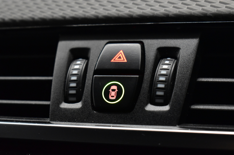 BMW X2 Xﾄﾞﾗｲﾌﾞ20i MｽﾎﾟｰﾂX ｱﾄﾞﾊﾞﾝｽﾄﾞｱｸﾃｨﾌﾞｾｰﾌﾃｨ‐P ﾊｲﾗｲﾝ&ｺﾝﾌｫｰﾄP 追従ACC HUD ﾋｰﾀｰ付電動黒革 衝突軽減ﾌﾞﾚｰｷ 車線逸脱&歩行者警告  20AW ﾀｯﾁﾊﾟﾈﾙﾅﾋﾞ Bｶﾒﾗ 前後PDC Pｱｼｽﾄ 電動Rｹﾞｰﾄ 2年保証