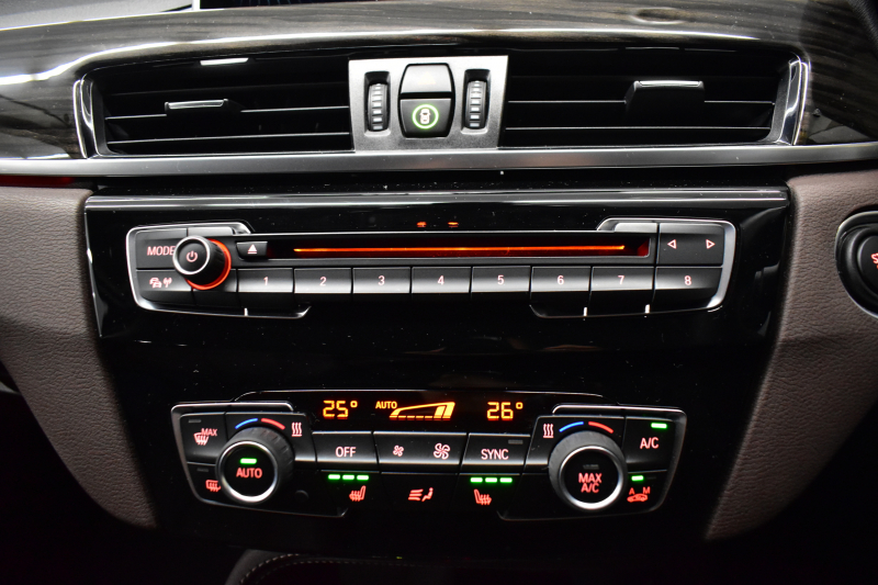 BMW X1 Xdrive20i Xﾗｲﾝ  ﾊｲﾗｲﾝ 4WD 1ｵｰﾅｰ  ｱﾄﾞﾊﾞﾝｽﾄﾞｱｸﾃｨﾌﾞｾｰﾌﾃｨP 追従ACC HUD ﾋｰﾀｰ付ﾓｶﾚｻﾞｰ ﾀｯﾁﾊﾟｯﾄﾞﾅﾋﾞBｶﾒﾗ Pｱｼｽﾄ前後PDC LEDﾍｯﾄﾞﾗｲﾄ 衝突軽減 車線逸脱&歩行者警告 電動Rｹﾞｰﾄ ｳｯﾄﾞｲﾝﾃﾘｱ ﾄﾞﾗﾊﾟﾌｫ 2年保証