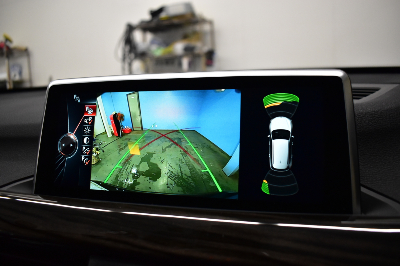 BMW X1 Xdrive20i Xﾗｲﾝ  ﾊｲﾗｲﾝ 4WD 1ｵｰﾅｰ  ｱﾄﾞﾊﾞﾝｽﾄﾞｱｸﾃｨﾌﾞｾｰﾌﾃｨP 追従ACC HUD ﾋｰﾀｰ付ﾓｶﾚｻﾞｰ ﾀｯﾁﾊﾟｯﾄﾞﾅﾋﾞBｶﾒﾗ Pｱｼｽﾄ前後PDC LEDﾍｯﾄﾞﾗｲﾄ 衝突軽減 車線逸脱&歩行者警告 電動Rｹﾞｰﾄ ｳｯﾄﾞｲﾝﾃﾘｱ ﾄﾞﾗﾊﾟﾌｫ 2年保証