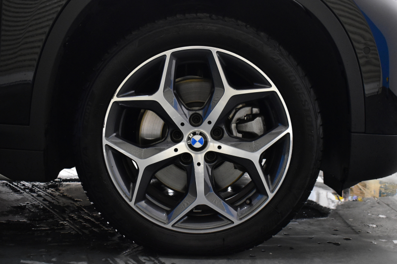 BMW X1 Xdrive20i Xﾗｲﾝ  ﾊｲﾗｲﾝ 4WD 1ｵｰﾅｰ  ｱﾄﾞﾊﾞﾝｽﾄﾞｱｸﾃｨﾌﾞｾｰﾌﾃｨP 追従ACC HUD ﾋｰﾀｰ付ﾓｶﾚｻﾞｰ ﾀｯﾁﾊﾟｯﾄﾞﾅﾋﾞBｶﾒﾗ Pｱｼｽﾄ前後PDC LEDﾍｯﾄﾞﾗｲﾄ 衝突軽減 車線逸脱&歩行者警告 電動Rｹﾞｰﾄ ｳｯﾄﾞｲﾝﾃﾘｱ ﾄﾞﾗﾊﾟﾌｫ 2年保証