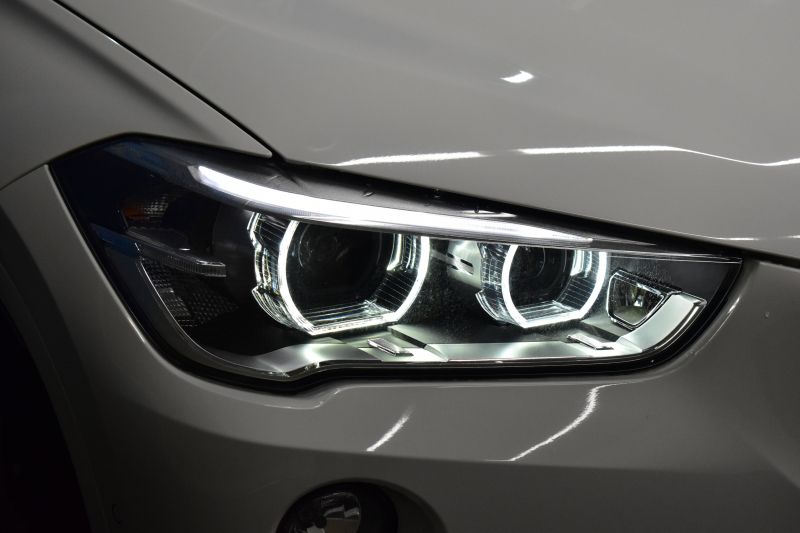 BMW X1 Xdrive20i Mｽﾎﾟｰﾂ 4WD 中期ﾓﾃﾞﾙ  ｱﾄﾞﾊﾞﾝｽﾄﾞｱｸﾃｨﾌﾞｾｰﾌﾃｨP 追従ACC HUD ﾋｰﾀｰ付電動黒革 ﾌﾙｾｸﾞTV ﾀｯﾁﾊﾟﾈﾙﾅﾋﾞBｶﾒﾗ Pｱｼｽﾄ前後PDC LEDﾍｯﾄﾞﾗｲﾄ 衝突軽減 車線逸脱&歩行者警告 電動Rｹﾞｰﾄ ﾄﾞﾗﾊﾟﾌｫ 2年保証