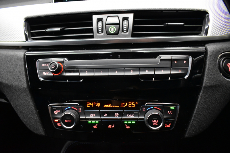 BMW X1 Xdrive20i Mｽﾎﾟｰﾂ 4WD 中期ﾓﾃﾞﾙ  ｱﾄﾞﾊﾞﾝｽﾄﾞｱｸﾃｨﾌﾞｾｰﾌﾃｨP 追従ACC HUD ﾋｰﾀｰ付電動黒革 ﾌﾙｾｸﾞTV ﾀｯﾁﾊﾟﾈﾙﾅﾋﾞBｶﾒﾗ Pｱｼｽﾄ前後PDC LEDﾍｯﾄﾞﾗｲﾄ 衝突軽減 車線逸脱&歩行者警告 電動Rｹﾞｰﾄ ﾄﾞﾗﾊﾟﾌｫ 2年保証