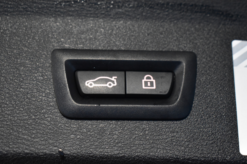 BMW X1 Xdrive20i Mｽﾎﾟｰﾂ 4WD 中期ﾓﾃﾞﾙ  ｱﾄﾞﾊﾞﾝｽﾄﾞｱｸﾃｨﾌﾞｾｰﾌﾃｨP 追従ACC HUD ﾋｰﾀｰ付電動黒革 ﾌﾙｾｸﾞTV ﾀｯﾁﾊﾟﾈﾙﾅﾋﾞBｶﾒﾗ Pｱｼｽﾄ前後PDC LEDﾍｯﾄﾞﾗｲﾄ 衝突軽減 車線逸脱&歩行者警告 電動Rｹﾞｰﾄ ﾄﾞﾗﾊﾟﾌｫ 2年保証