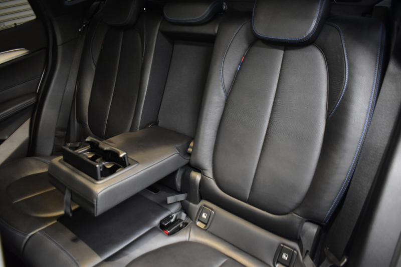 BMW X1 Xdrive20i Mｽﾎﾟｰﾂ 4WD 中期ﾓﾃﾞﾙ  ｱﾄﾞﾊﾞﾝｽﾄﾞｱｸﾃｨﾌﾞｾｰﾌﾃｨP 追従ACC HUD ﾋｰﾀｰ付電動黒革 ﾌﾙｾｸﾞTV ﾀｯﾁﾊﾟﾈﾙﾅﾋﾞBｶﾒﾗ Pｱｼｽﾄ前後PDC LEDﾍｯﾄﾞﾗｲﾄ 衝突軽減 車線逸脱&歩行者警告 電動Rｹﾞｰﾄ ﾄﾞﾗﾊﾟﾌｫ 2年保証