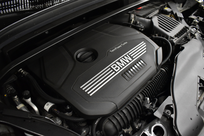 BMW X1 Xdrive20i Mｽﾎﾟｰﾂ 4WD 中期ﾓﾃﾞﾙ  ｱﾄﾞﾊﾞﾝｽﾄﾞｱｸﾃｨﾌﾞｾｰﾌﾃｨP 追従ACC HUD ﾋｰﾀｰ付電動黒革 ﾌﾙｾｸﾞTV ﾀｯﾁﾊﾟﾈﾙﾅﾋﾞBｶﾒﾗ Pｱｼｽﾄ前後PDC LEDﾍｯﾄﾞﾗｲﾄ 衝突軽減 車線逸脱&歩行者警告 電動Rｹﾞｰﾄ ﾄﾞﾗﾊﾟﾌｫ 2年保証