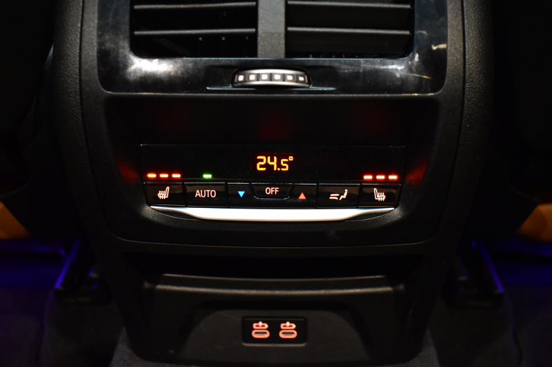 BMW X3 M40i 全席ﾋｰﾀｰ付ｺﾆｬｯｸ革専用形状Mｽﾎﾟｰﾂｼｰﾄ ﾌｧｽﾄﾄﾗｯｸ&ｾﾚｸﾄP 387馬力 ﾊﾟﾉﾗﾏｻﾝﾙｰﾌ ﾗｲﾌﾞｺｸﾋﾟｯﾄ ﾊｰﾏﾝｶｰﾄﾞﾝ 可変Mｻｽ Mｼｰﾄﾍﾞﾙﾄ 専用21AW HUD 追従ACC ｼﾞｪｽﾁｬｰｺﾝﾄﾛｰﾙ付ﾀｯﾁ画面ﾅﾋﾞTV 360度ｶﾒﾗ LEDﾍｯﾄﾞﾗｲﾄ