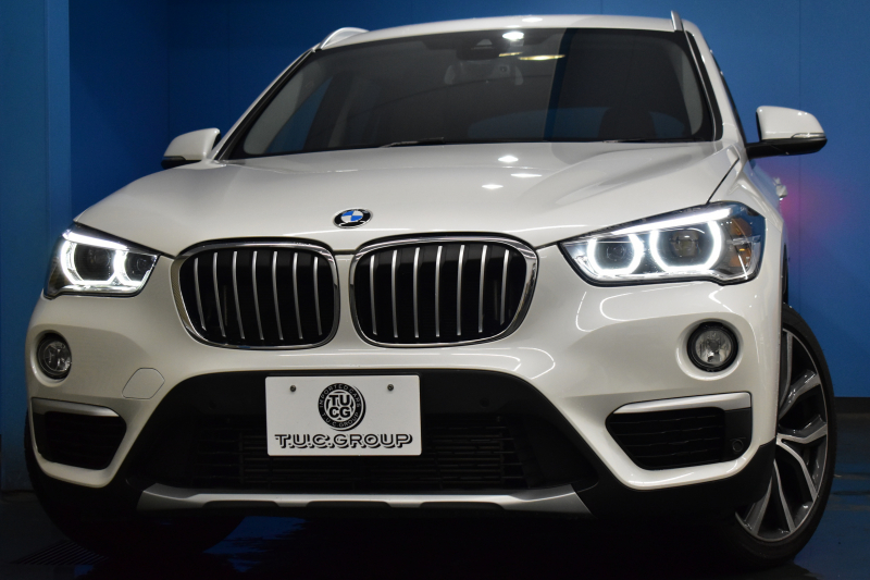 BMW X1 Xdrive20i Xﾗｲﾝ 4WD 1ｵｰﾅｰ  ｱﾄﾞﾊﾞﾝｽﾄﾞｱｸﾃｨﾌﾞｾｰﾌﾃｨP 追従ACC HUD ﾋｰﾀｰ付茶革 ﾀｯﾁﾊﾟｯﾄﾞﾅﾋﾞBｶﾒﾗ Pｱｼｽﾄ前後PDC LEDﾍｯﾄﾞﾗｲﾄ 衝突軽減 車線逸脱&歩行者警告 電動Rｹﾞｰﾄ ｳｯﾄﾞｲﾝﾃﾘｱ ﾄﾞﾗﾊﾟﾌｫ 19AW 2年保証