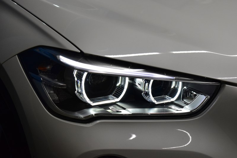 BMW X1 Xdrive20i Xﾗｲﾝ 4WD 1ｵｰﾅｰ  ｱﾄﾞﾊﾞﾝｽﾄﾞｱｸﾃｨﾌﾞｾｰﾌﾃｨP 追従ACC HUD ﾋｰﾀｰ付茶革 ﾀｯﾁﾊﾟｯﾄﾞﾅﾋﾞBｶﾒﾗ Pｱｼｽﾄ前後PDC LEDﾍｯﾄﾞﾗｲﾄ 衝突軽減 車線逸脱&歩行者警告 電動Rｹﾞｰﾄ ｳｯﾄﾞｲﾝﾃﾘｱ ﾄﾞﾗﾊﾟﾌｫ 19AW 2年保証