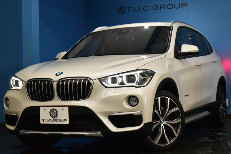 BMW X1 Xdrive20i Xﾗｲﾝ 4WD 1ｵｰﾅｰ  ｱﾄﾞﾊﾞﾝｽﾄﾞｱｸﾃｨﾌﾞｾｰﾌﾃｨP 追従ACC HUD ﾋｰﾀｰ付茶革 ﾀｯﾁﾊﾟｯﾄﾞﾅﾋﾞBｶﾒﾗ Pｱｼｽﾄ前後PDC LEDﾍｯﾄﾞﾗｲﾄ 衝突軽減 車線逸脱&歩行者警告 電動Rｹﾞｰﾄ ｳｯﾄﾞｲﾝﾃﾘｱ ﾄﾞﾗﾊﾟﾌｫ 19AW 2年保証