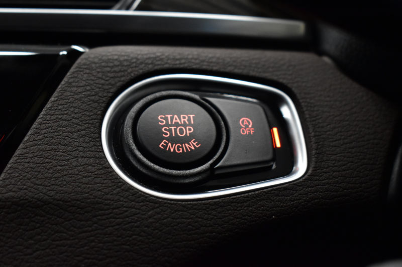 BMW X1 Xdrive20i Xﾗｲﾝ 4WD 1ｵｰﾅｰ  ｱﾄﾞﾊﾞﾝｽﾄﾞｱｸﾃｨﾌﾞｾｰﾌﾃｨP 追従ACC HUD ﾋｰﾀｰ付茶革 ﾀｯﾁﾊﾟｯﾄﾞﾅﾋﾞBｶﾒﾗ Pｱｼｽﾄ前後PDC LEDﾍｯﾄﾞﾗｲﾄ 衝突軽減 車線逸脱&歩行者警告 電動Rｹﾞｰﾄ ｳｯﾄﾞｲﾝﾃﾘｱ ﾄﾞﾗﾊﾟﾌｫ 19AW 2年保証