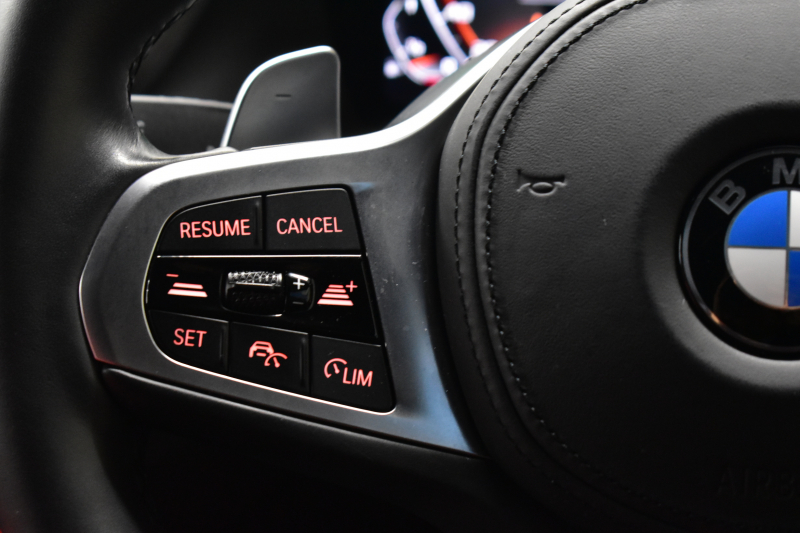 BMW 1シリーズ M135i xDrive 4WD ﾌﾟﾗｽ&ｽﾄﾚｰｼﾞ&ﾅﾋﾞｹﾞｰｼｮﾝP ﾋｰﾀｰ付ﾏｸﾞﾏﾚｯﾄﾞﾀﾞｺﾀﾚｻﾞｰ ｱﾀﾞﾌﾟﾃｨﾌﾞｻｽ Mｽﾎﾟｰﾂｼｰﾄ Mｽﾎﾟｰﾂﾌﾞﾚｰｷ Mｼｰﾄﾍﾞﾙﾄ 追従ACC Pｱｼｽﾄ ﾗｲﾌﾞｺｯｸﾋﾟｯﾄ ﾀｯﾁﾊﾟﾈﾙﾅﾋﾞ ｱｯﾌﾟﾙｶｰﾌﾟﾚｲ LEDﾍｯﾄﾞﾗｲﾄ 2年保証