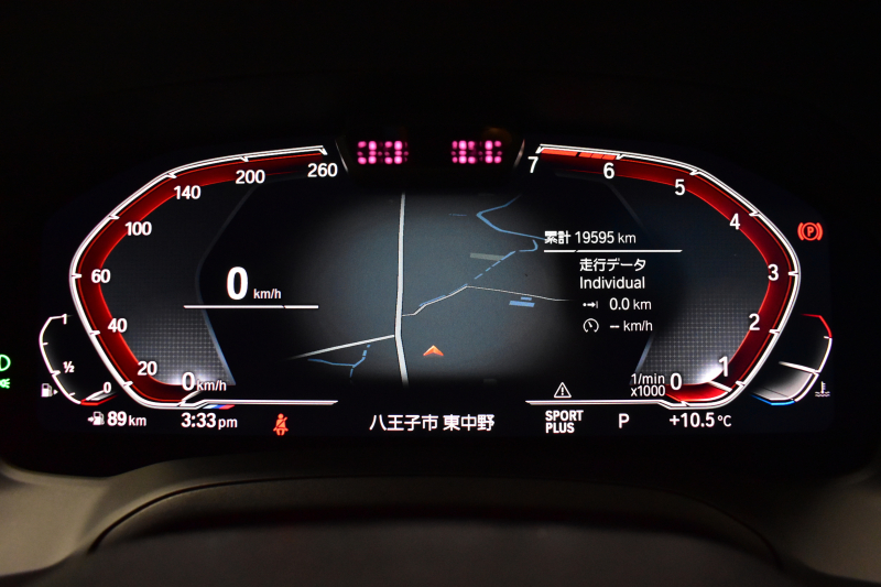 BMW 3シリーズ 320i Mｽﾎﾟｰﾂ ｺﾝﾌｫｰﾄP HUD ｼﾞｪｽﾁｬｰｺﾝﾄﾛｰﾙ付ﾀｯﾁﾊﾟﾈﾙﾅﾋﾞ ﾊﾟｰｷﾝｸﾞｱｼｽﾄﾌﾟﾗｽ 追従ACC LEDﾍｯﾄﾞﾗｲﾄ ｼｰﾄﾋｰﾀｰ 3Dﾋﾞｭｰ全周囲ｶﾒﾗ ｱｯﾌﾟﾙｶｰﾌﾟﾚｲ 側面衝突&車線変更&逸脱&歩行者警告 液晶ﾒｰﾀｰ 後退ｱｼｽﾄ ｱｸﾃｨﾌﾞPDC緊急ﾌﾞﾚｰｷ  2年保証