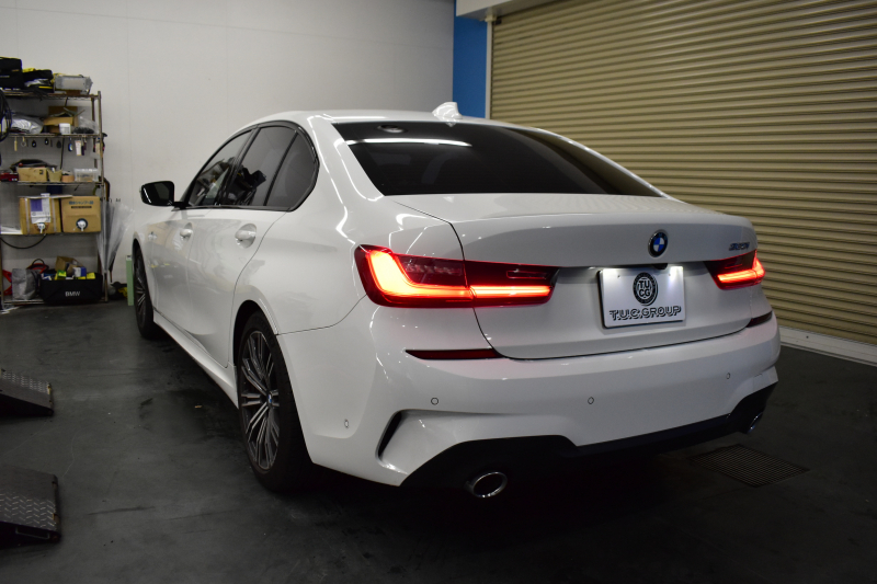 BMW 3シリーズ 320i Mｽﾎﾟｰﾂ ｺﾝﾌｫｰﾄP HUD ｼﾞｪｽﾁｬｰｺﾝﾄﾛｰﾙ付ﾀｯﾁﾊﾟﾈﾙﾅﾋﾞ ﾊﾟｰｷﾝｸﾞｱｼｽﾄﾌﾟﾗｽ 追従ACC LEDﾍｯﾄﾞﾗｲﾄ ｼｰﾄﾋｰﾀｰ 3Dﾋﾞｭｰ全周囲ｶﾒﾗ ｱｯﾌﾟﾙｶｰﾌﾟﾚｲ 側面衝突&車線変更&逸脱&歩行者警告 液晶ﾒｰﾀｰ 後退ｱｼｽﾄ ｱｸﾃｨﾌﾞPDC緊急ﾌﾞﾚｰｷ  2年保証