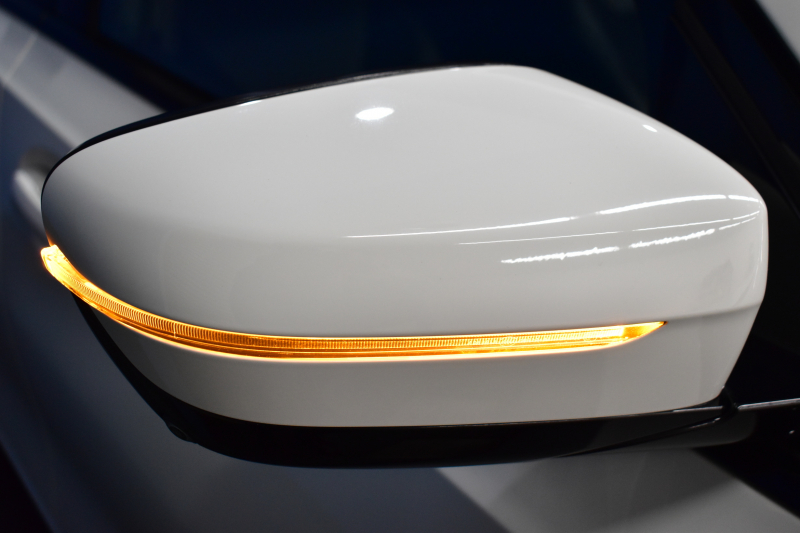 BMW 3シリーズ 320i Mｽﾎﾟｰﾂ ｺﾝﾌｫｰﾄP HUD ｼﾞｪｽﾁｬｰｺﾝﾄﾛｰﾙ付ﾀｯﾁﾊﾟﾈﾙﾅﾋﾞ ﾊﾟｰｷﾝｸﾞｱｼｽﾄﾌﾟﾗｽ 追従ACC LEDﾍｯﾄﾞﾗｲﾄ ｼｰﾄﾋｰﾀｰ 3Dﾋﾞｭｰ全周囲ｶﾒﾗ ｱｯﾌﾟﾙｶｰﾌﾟﾚｲ 側面衝突&車線変更&逸脱&歩行者警告 液晶ﾒｰﾀｰ 後退ｱｼｽﾄ ｱｸﾃｨﾌﾞPDC緊急ﾌﾞﾚｰｷ  2年保証