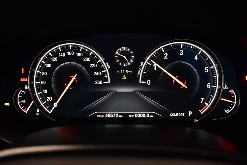 BMW 5シリーズ 540i Xﾄﾞﾗｲﾌﾞ Mｽﾎﾟｰﾂ 4WD 1ｵｰﾅｰ 直6ﾀｰﾎﾞ 340馬力 ｺﾝﾌｫｰﾄP Fﾍﾞﾝﾁﾚｰｼｮﾝ&ﾏｯｻｰｼﾞ 全席ﾋｰﾀｰ付黒革 Mｽﾎﾟｰﾂﾌﾞﾚｰｷ LEDﾍｯﾄﾞﾗｲﾄ 液晶ﾒｰﾀｰ 追従ACC 車線変更&車線逸脱＆歩行者警告 衝突軽減B ﾀｯﾁﾊﾟﾈﾙﾅﾋﾞ全周囲ｶﾒﾗ ﾌﾙｾｸﾞ 19AW 2年保証