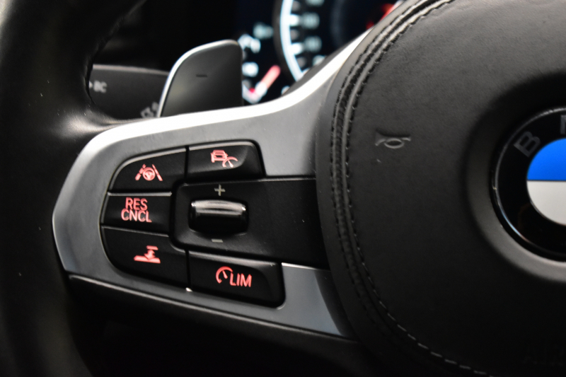 BMW 5シリーズ 540i Xﾄﾞﾗｲﾌﾞ Mｽﾎﾟｰﾂ 4WD 1ｵｰﾅｰ 直6ﾀｰﾎﾞ 340馬力 ｺﾝﾌｫｰﾄP Fﾍﾞﾝﾁﾚｰｼｮﾝ&ﾏｯｻｰｼﾞ 全席ﾋｰﾀｰ付黒革 Mｽﾎﾟｰﾂﾌﾞﾚｰｷ LEDﾍｯﾄﾞﾗｲﾄ 液晶ﾒｰﾀｰ 追従ACC 車線変更&車線逸脱＆歩行者警告 衝突軽減B ﾀｯﾁﾊﾟﾈﾙﾅﾋﾞ全周囲ｶﾒﾗ ﾌﾙｾｸﾞ 19AW 2年保証