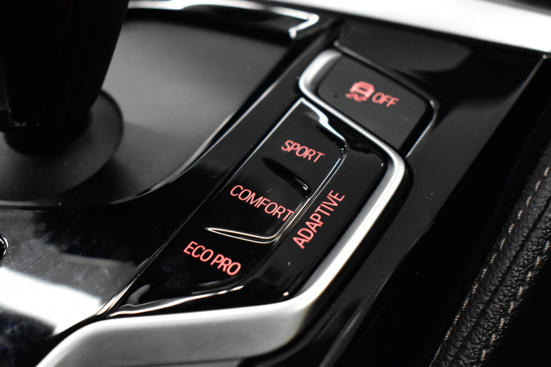 BMW 5シリーズ 540i Xﾄﾞﾗｲﾌﾞ Mｽﾎﾟｰﾂ 4WD 1ｵｰﾅｰ 直6ﾀｰﾎﾞ 340馬力 ｺﾝﾌｫｰﾄP Fﾍﾞﾝﾁﾚｰｼｮﾝ&ﾏｯｻｰｼﾞ 全席ﾋｰﾀｰ付黒革 Mｽﾎﾟｰﾂﾌﾞﾚｰｷ LEDﾍｯﾄﾞﾗｲﾄ 液晶ﾒｰﾀｰ 追従ACC 車線変更&車線逸脱＆歩行者警告 衝突軽減B ﾀｯﾁﾊﾟﾈﾙﾅﾋﾞ全周囲ｶﾒﾗ ﾌﾙｾｸﾞ 19AW 2年保証