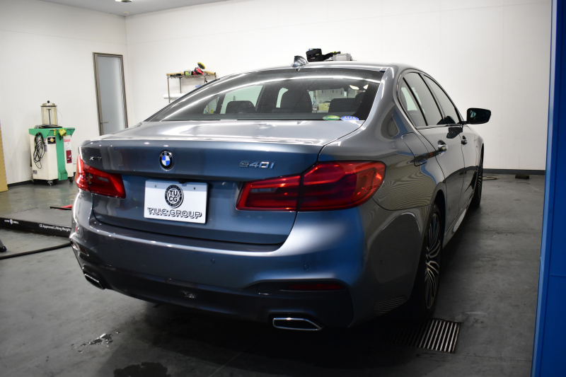 BMW 5シリーズ 540i Xﾄﾞﾗｲﾌﾞ Mｽﾎﾟｰﾂ 4WD 1ｵｰﾅｰ 直6ﾀｰﾎﾞ 340馬力 ｺﾝﾌｫｰﾄP Fﾍﾞﾝﾁﾚｰｼｮﾝ&ﾏｯｻｰｼﾞ 全席ﾋｰﾀｰ付黒革 Mｽﾎﾟｰﾂﾌﾞﾚｰｷ LEDﾍｯﾄﾞﾗｲﾄ 液晶ﾒｰﾀｰ 追従ACC 車線変更&車線逸脱＆歩行者警告 衝突軽減B ﾀｯﾁﾊﾟﾈﾙﾅﾋﾞ全周囲ｶﾒﾗ ﾌﾙｾｸﾞ 19AW 2年保証