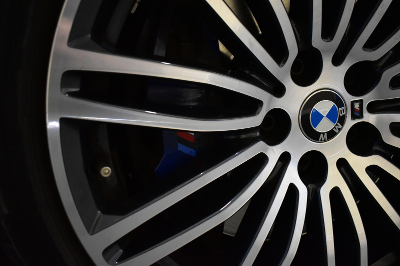 BMW 5シリーズ 540i Xﾄﾞﾗｲﾌﾞ Mｽﾎﾟｰﾂ 4WD 1ｵｰﾅｰ 直6ﾀｰﾎﾞ 340馬力 ｺﾝﾌｫｰﾄP Fﾍﾞﾝﾁﾚｰｼｮﾝ&ﾏｯｻｰｼﾞ 全席ﾋｰﾀｰ付黒革 Mｽﾎﾟｰﾂﾌﾞﾚｰｷ LEDﾍｯﾄﾞﾗｲﾄ 液晶ﾒｰﾀｰ 追従ACC 車線変更&車線逸脱＆歩行者警告 衝突軽減B ﾀｯﾁﾊﾟﾈﾙﾅﾋﾞ全周囲ｶﾒﾗ ﾌﾙｾｸﾞ 19AW 2年保証