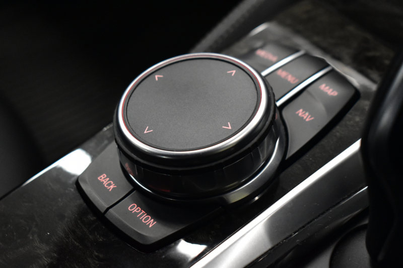 BMW 5シリーズ 540i Xﾄﾞﾗｲﾌﾞ Mｽﾎﾟｰﾂ 4WD 1ｵｰﾅｰ 直6ﾀｰﾎﾞ 340馬力 ｺﾝﾌｫｰﾄP Fﾍﾞﾝﾁﾚｰｼｮﾝ&ﾏｯｻｰｼﾞ 全席ﾋｰﾀｰ付黒革 Mｽﾎﾟｰﾂﾌﾞﾚｰｷ LEDﾍｯﾄﾞﾗｲﾄ 液晶ﾒｰﾀｰ 追従ACC 車線変更&車線逸脱＆歩行者警告 衝突軽減B ﾀｯﾁﾊﾟﾈﾙﾅﾋﾞ全周囲ｶﾒﾗ ﾌﾙｾｸﾞ 19AW 2年保証