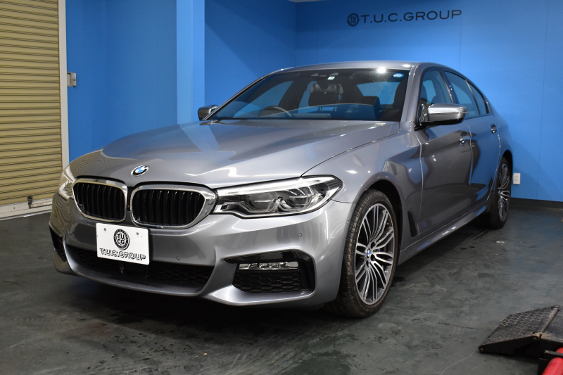 BMW 5シリーズ 540i Xﾄﾞﾗｲﾌﾞ Mｽﾎﾟｰﾂ 4WD 1ｵｰﾅｰ 直6ﾀｰﾎﾞ 340馬力 ｺﾝﾌｫｰﾄP Fﾍﾞﾝﾁﾚｰｼｮﾝ&ﾏｯｻｰｼﾞ 全席ﾋｰﾀｰ付黒革 Mｽﾎﾟｰﾂﾌﾞﾚｰｷ LEDﾍｯﾄﾞﾗｲﾄ 液晶ﾒｰﾀｰ 追従ACC 車線変更&車線逸脱＆歩行者警告 衝突軽減B ﾀｯﾁﾊﾟﾈﾙﾅﾋﾞ全周囲ｶﾒﾗ ﾌﾙｾｸﾞ 19AW 2年保証