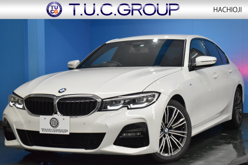 BMW 3シリーズ 320i Mｽﾎﾟｰﾂ ｺﾝﾌｫｰﾄP ｵﾌﾟｼｮﾝHUD 全周囲ｶﾒﾗ3Dﾋﾞｭｰ ﾜｲﾔﾚｽ充電 電動ﾄﾗﾝｸ ﾋｰﾀｰ付ｱﾙｶﾝﾀｰﾗｺﾝﾋﾞ ﾀｯﾁﾊﾟﾈﾙﾅﾋﾞ ｱｯﾌﾟﾙｶｰﾌﾟﾚｲ 追従ACC LEDﾍｯﾄﾞﾗｲﾄ 側面衝突&車線変更&逸脱&歩行者警告 液晶ﾒｰﾀｰ 後退ｱｼｽﾄ Pｱｼｽﾄ 2年保証