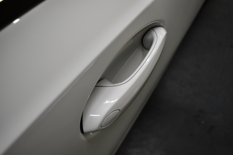 BMW 3シリーズ 320i Mｽﾎﾟｰﾂ ｺﾝﾌｫｰﾄP ｵﾌﾟｼｮﾝHUD 全周囲ｶﾒﾗ3Dﾋﾞｭｰ ﾜｲﾔﾚｽ充電 電動ﾄﾗﾝｸ ﾋｰﾀｰ付ｱﾙｶﾝﾀｰﾗｺﾝﾋﾞ ﾀｯﾁﾊﾟﾈﾙﾅﾋﾞ ｱｯﾌﾟﾙｶｰﾌﾟﾚｲ 追従ACC LEDﾍｯﾄﾞﾗｲﾄ 側面衝突&車線変更&逸脱&歩行者警告 液晶ﾒｰﾀｰ 後退ｱｼｽﾄ Pｱｼｽﾄ 2年保証