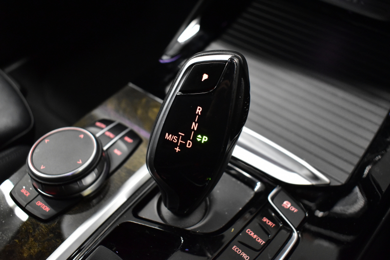 BMW X3 M40d ｾﾚｸﾄﾊﾟｯｹｰｼﾞ ﾊｲﾗｲﾝ 326馬力 ﾊﾟﾉﾗﾏｻﾝﾙｰﾌ 全席ﾋｰﾀｰ付黒革 ﾊｰﾏﾝｶｰﾄﾞﾝ ｵﾌﾟｼｮﾝ21AW 追従ACC HUD ｽﾃｱﾘﾝｸﾞｻﾎﾟｰﾄ ﾀｯﾁﾊﾟﾈﾙﾅﾋﾞTV 360度ｶﾒﾗ3Dﾋﾞｭｰ LEDﾍｯﾄﾞﾗｲﾄ 電動ﾄﾗﾝｸ ﾜｲﾔﾚｽ充電 液晶ﾒｰﾀｰ 2年保証