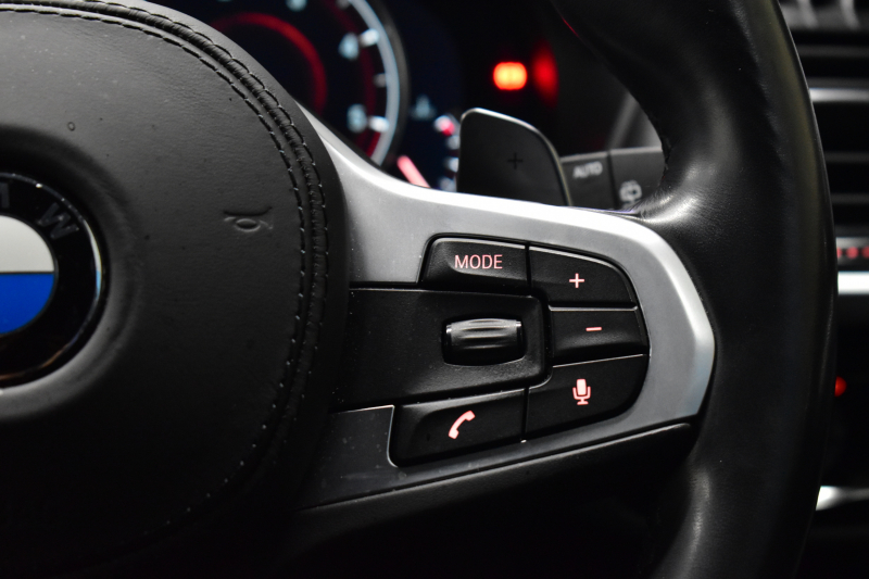 BMW X3 M40d ｾﾚｸﾄﾊﾟｯｹｰｼﾞ ﾊｲﾗｲﾝ 326馬力 ﾊﾟﾉﾗﾏｻﾝﾙｰﾌ 全席ﾋｰﾀｰ付黒革 ﾊｰﾏﾝｶｰﾄﾞﾝ ｵﾌﾟｼｮﾝ21AW 追従ACC HUD ｽﾃｱﾘﾝｸﾞｻﾎﾟｰﾄ ﾀｯﾁﾊﾟﾈﾙﾅﾋﾞTV 360度ｶﾒﾗ3Dﾋﾞｭｰ LEDﾍｯﾄﾞﾗｲﾄ 電動ﾄﾗﾝｸ ﾜｲﾔﾚｽ充電 液晶ﾒｰﾀｰ 2年保証