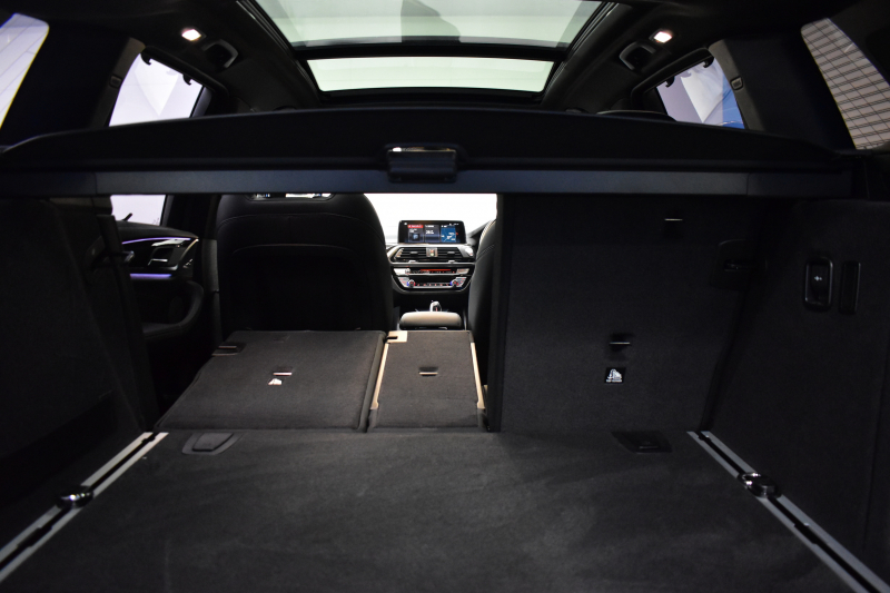 BMW X3 M40d ｾﾚｸﾄﾊﾟｯｹｰｼﾞ ﾊｲﾗｲﾝ 326馬力 ﾊﾟﾉﾗﾏｻﾝﾙｰﾌ 全席ﾋｰﾀｰ付黒革 ﾊｰﾏﾝｶｰﾄﾞﾝ ｵﾌﾟｼｮﾝ21AW 追従ACC HUD ｽﾃｱﾘﾝｸﾞｻﾎﾟｰﾄ ﾀｯﾁﾊﾟﾈﾙﾅﾋﾞTV 360度ｶﾒﾗ3Dﾋﾞｭｰ LEDﾍｯﾄﾞﾗｲﾄ 電動ﾄﾗﾝｸ ﾜｲﾔﾚｽ充電 液晶ﾒｰﾀｰ 2年保証