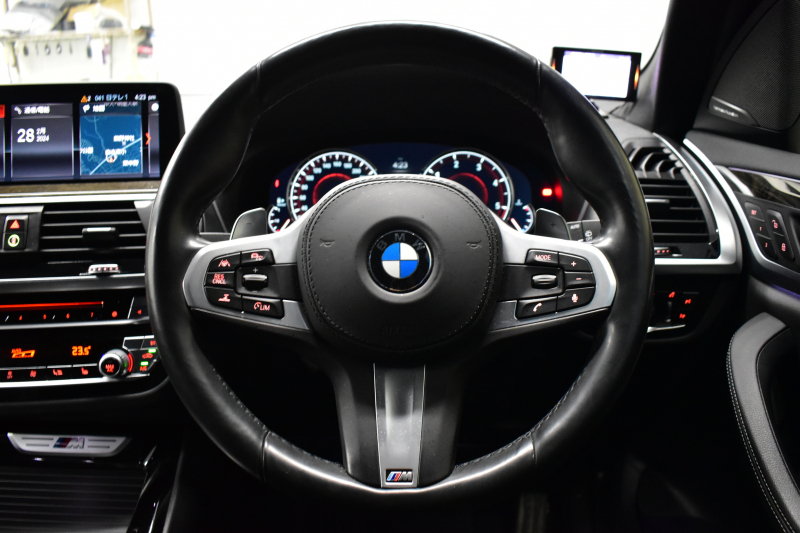 BMW X3 M40d ｾﾚｸﾄﾊﾟｯｹｰｼﾞ ﾊｲﾗｲﾝ 326馬力 ﾊﾟﾉﾗﾏｻﾝﾙｰﾌ 全席ﾋｰﾀｰ付黒革 ﾊｰﾏﾝｶｰﾄﾞﾝ ｵﾌﾟｼｮﾝ21AW 追従ACC HUD ｽﾃｱﾘﾝｸﾞｻﾎﾟｰﾄ ﾀｯﾁﾊﾟﾈﾙﾅﾋﾞTV 360度ｶﾒﾗ3Dﾋﾞｭｰ LEDﾍｯﾄﾞﾗｲﾄ 電動ﾄﾗﾝｸ ﾜｲﾔﾚｽ充電 液晶ﾒｰﾀｰ 2年保証