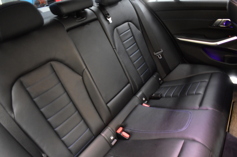 BMW 3シリーズ 330i Mｽﾎﾟｰﾂ G20型 高出力 ﾃﾞﾋﾞｭｰ&ｲﾉﾍﾞｰｼｮﾝ&ﾌｧｽﾄﾄﾗｯｸ&ｻｳﾝﾄﾞ&ｺﾝﾌｫｰﾄP ﾚｰｻﾞｰLEDﾗｲﾄ ﾋｰﾀｰ付黒革 ACC HUD 19AW Mｽﾎﾟｰﾂﾌﾞﾚｰｷ 可変Mｻｽ ﾊﾟｰｷﾝｸﾞｱｼｽﾄ+ 全周囲ｶﾒﾗ ﾀｯﾁﾊﾟﾈﾙﾅﾋﾞ ｱｯﾌﾟﾙｶｰﾌﾟﾚｲ ﾊｰﾏﾝｶｰﾄﾞﾝ 2年保証