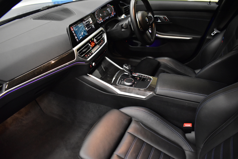 BMW 3シリーズ 330i Mｽﾎﾟｰﾂ G20型 高出力 ﾃﾞﾋﾞｭｰ&ｲﾉﾍﾞｰｼｮﾝ&ﾌｧｽﾄﾄﾗｯｸ&ｻｳﾝﾄﾞ&ｺﾝﾌｫｰﾄP ﾚｰｻﾞｰLEDﾗｲﾄ ﾋｰﾀｰ付黒革 ACC HUD 19AW Mｽﾎﾟｰﾂﾌﾞﾚｰｷ 可変Mｻｽ ﾊﾟｰｷﾝｸﾞｱｼｽﾄ+ 全周囲ｶﾒﾗ ﾀｯﾁﾊﾟﾈﾙﾅﾋﾞ ｱｯﾌﾟﾙｶｰﾌﾟﾚｲ ﾊｰﾏﾝｶｰﾄﾞﾝ 2年保証