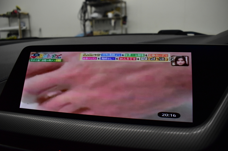 BMW 1シリーズ M135i xDrive ﾌﾙﾀｲﾑ4WD TV ｺﾝﾌｫｰﾄ&ﾅﾋﾞｹﾞｰｼｮﾝ&ｽﾄﾚｰｼﾞP Mｽﾎﾟｰﾂｼｰﾄ Mｽﾎﾟｰﾂﾌﾞﾚｰｷ 可変ｻｽ 追従ACC BMWﾗｲﾌﾞｺｯｸﾋﾟｯﾄ ﾋｰﾀｰ付ｱﾙｶﾝﾀｰﾗｽﾎﾟｰﾂｼｰﾄ ﾀｯﾁﾊﾟﾈﾙﾅﾋﾞ ｱｯﾌﾟﾙｶｰﾌﾟﾚｲ ﾍｷｻｺﾞﾅﾙLEDﾍｯﾄﾞﾗｲﾄ 電動Rｹﾞｰﾄ 2年保証