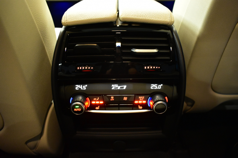 BMW 5シリーズ 530i Mｽﾎﾟｰﾂ G30型 型式変更後ﾓﾃﾞﾙ全面液晶ﾒｰﾀｰﾊﾟﾈﾙ   高出力 ｻﾝﾙｰﾌ ﾊｲﾗｲﾝP 全席ﾋｰﾀｰｱｲﾎﾞﾘｰ革 LEDﾍｯﾄﾞﾗｲﾄ 追従ACC HUD ﾊｰﾏﾝｶｰﾄﾞﾝ 車線変更&逸脱警告 衝突軽減B ﾀｯﾁﾊﾟﾈﾙ対応iﾄﾞﾗｲﾌﾞHDDﾅﾋﾞﾌﾙｾｸﾞ 3Dﾋﾞｭｰ Bｶﾒﾗ 電動ﾄﾗﾝｸ 2年保証