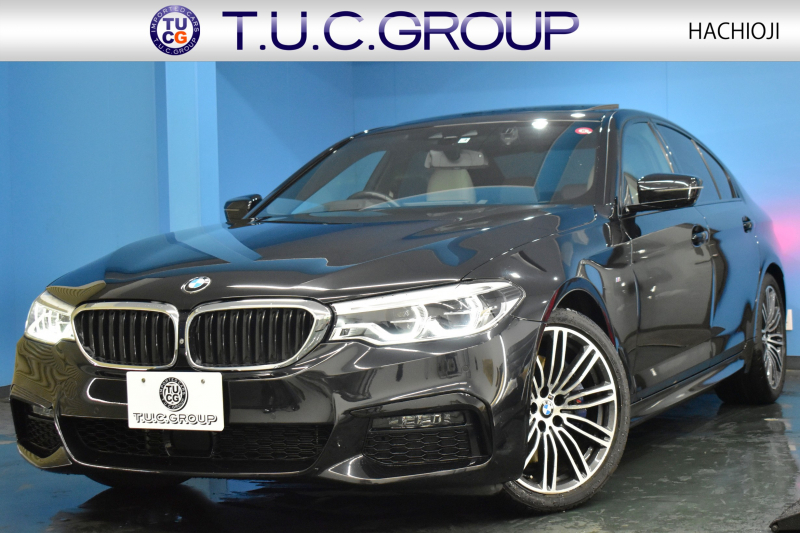 BMW 5シリーズ 530i Mｽﾎﾟｰﾂ G30型 型式変更後ﾓﾃﾞﾙ全面液晶ﾒｰﾀｰﾊﾟﾈﾙ   高出力 ｻﾝﾙｰﾌ ﾊｲﾗｲﾝP 全席ﾋｰﾀｰｱｲﾎﾞﾘｰ革 LEDﾍｯﾄﾞﾗｲﾄ 追従ACC HUD ﾊｰﾏﾝｶｰﾄﾞﾝ 車線変更&逸脱警告 衝突軽減B ﾀｯﾁﾊﾟﾈﾙ対応iﾄﾞﾗｲﾌﾞHDDﾅﾋﾞﾌﾙｾｸﾞ 3Dﾋﾞｭｰ Bｶﾒﾗ 電動ﾄﾗﾝｸ 2年保証