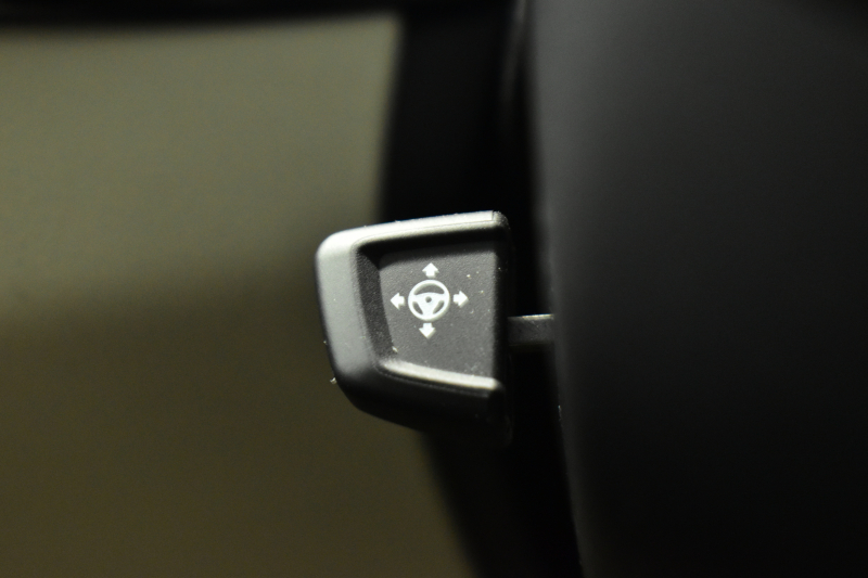 BMW 5シリーズ 530i Mｽﾎﾟｰﾂ G30型 型式変更後ﾓﾃﾞﾙ全面液晶ﾒｰﾀｰﾊﾟﾈﾙ   高出力 ｻﾝﾙｰﾌ ﾊｲﾗｲﾝP 全席ﾋｰﾀｰｱｲﾎﾞﾘｰ革 LEDﾍｯﾄﾞﾗｲﾄ 追従ACC HUD ﾊｰﾏﾝｶｰﾄﾞﾝ 車線変更&逸脱警告 衝突軽減B ﾀｯﾁﾊﾟﾈﾙ対応iﾄﾞﾗｲﾌﾞHDDﾅﾋﾞﾌﾙｾｸﾞ 3Dﾋﾞｭｰ Bｶﾒﾗ 電動ﾄﾗﾝｸ 2年保証