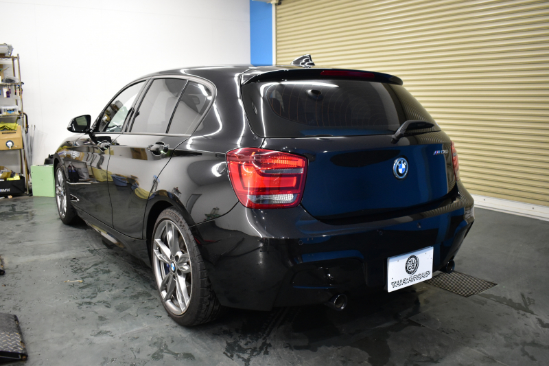 BMW 1シリーズ M135i 直6ﾀｰﾎﾞ320馬力 1ｵｰﾅｰ ｱﾀﾞﾌﾟﾃｨﾌﾞMｻｽ 大型ﾌﾞﾚｰｷｼｽﾃﾑ ﾋｰﾀｰ付黒革電動 ﾀｯﾁﾊﾟｯﾄﾞ付iﾄﾞﾗｲﾌﾞHDDﾅﾋﾞ Bｶﾒﾗ ﾘｱPDC ﾊﾟﾄﾞﾙｼﾌﾄ 専用18AW ｽﾏｰﾄｷｰ ETC 2年保証